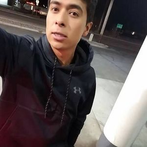 Meet your Posher, Cesar